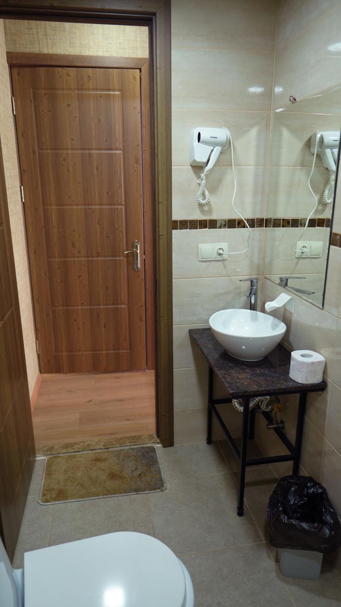 Archil And Nino Gigauri Guest House Kazbegi Εξωτερικό φωτογραφία